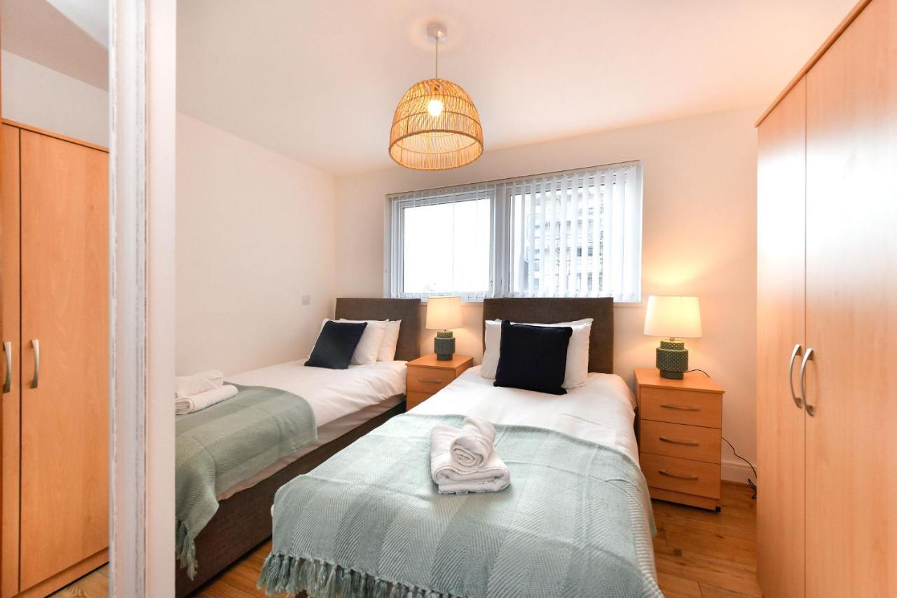 Just Stay Wales - Meridian Wharf, Marina View - 2 Bed Apartment Swansea Bagian luar foto